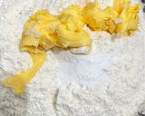 Foto langkah ke 1 dari resep Tortilla Egg Salad.