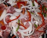 Foto del paso 1 de la receta: Asado, vacío y chuletas de cerdo con tomates rellenos