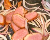 A picture of step 6 of Sweet-and-Sour Duck Breast Bun.