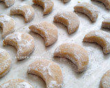 Foto langkah ke 5 dari resep Putri Salju Lumer.