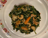 Foto del paso 5 de la receta: Salteado de espinacas con gambas y huevo