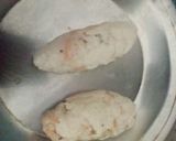 A picture of step 4 of Mayo chicken bread rolls.