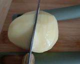 A picture of step 1 of Oven Roasted Potatoes with Cheese.