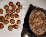 Foto del paso 13 de la receta: Albóndigas con sepia y guisantes