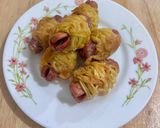 Foto langkah ke 4 dari resep Sosis Gulung Mie.