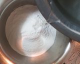 A picture of step 2 of Idiyappam.