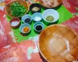 A picture of step 1 of #Stuffed_surprise_chiken.