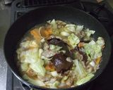 A picture of step 5 of Osho's Soy Sauce Yakisoba.