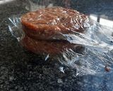 Foto del paso 7 de la receta: Hamburguesas de Carne de res, Chistorra y Chorizos
