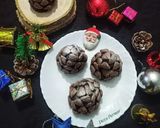 A picture of step 5 of Christmas Chocolate Pine Tree.
