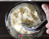 A picture of step 7 of Grass Jelly Snow Ice with Fresh Milk and Caramel Sauce.