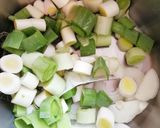 A picture of step 2 of Leek, Cauliflower, and Potato Soup.