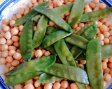 Foto del paso 7 de la receta: Ensalada de garbanzos y tirabeques