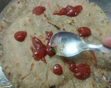 महाराष्ट्रीयन स्टाईल फ्युजन चिजी भाकरीझा (bhakri pizza recipe in marathi) रेसिपी स्टेप 6 फोटो 