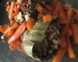Foto del paso 7 de la receta: Alcachofas rellenas de ajos y jamón