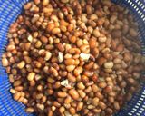 A picture of step 5 of Jollof beans & corn.