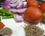 A picture of step 2 of Mutton handi.