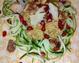 Foto del paso 5 de la receta Espaguetis de calabacín con pesto naranja de anacardos casero
