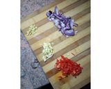 A picture of step 1 of Sweet Savoury Noodles.