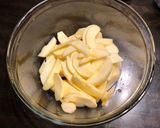 รูปขั้นตอนการทำที่ 4 ของ โฮมเมดพายแอปเปิล (homemade Apple Pie from scratch)