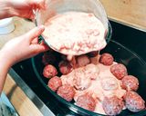 Toszkán húsgombóc paradicsomszószban recept fázis 4 fotója