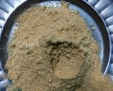 A picture of step 1 of Biscuit layered twin flavoured shirkhand.