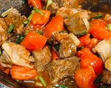 รูปขั้นตอนการทำที่ 3 ของ เนื้อตุ๋นผัดมะเขือเทศ燉牛肉炒蕃茄