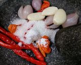 Foto langkah ke 2 dari resep Sambal rebus.