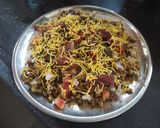 A picture of step 4 of Sprouted moong bhel.