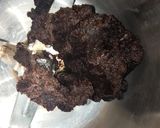 A picture of step 3 of Ragi chocolate milkshake.