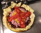 Une image de l'étape 11 de Salade multicolore de castelfranco aux tomates, carottes, jambon et chèvre frais.