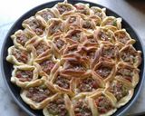 A picture of step 5 of Meat-Stuffed Honeycomb Bread (Lahmeh bil Ajeen).