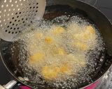 A picture of step 3 of Dry Gobhi Manchurian.