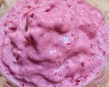 Foto del paso 3 de la receta: Helado cremoso de frutilla 🍓 versión saludable 🍓🥛 solo 2 ingredientes