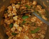 A picture of step 3 of Vegetable Thai noodles.