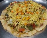 A picture of step 2 of Left over Roti chaat (Khakra chaat).