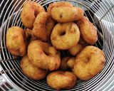 Gambar langkah 3 resipi Kuih Keria.