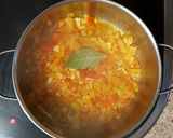 Foto del paso 1 de la receta Guiso de Garbanzos, Patatas, Chorizo y Judías Verdes