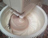 Foto langkah ke 4 dari resep Mocha Cake.