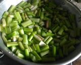Foto langkah ke 2 dari resep Sayur talas atau lompong+ebi.