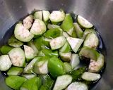 รูปขั้นตอนการทำที่ 1 ของ มะเขือยาวผัดไข่