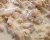 Foto del paso 6 de la receta: Tallarines con salsa de pollo y ajo