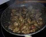 Foto del paso 6 de la receta: Cuscús de verduras con Higaditos de Pollo y Musabbaha Libanés