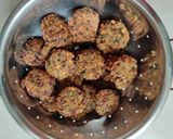 A picture of step 4 of Banana flower masala vada.
