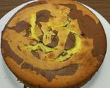Foto langkah ke 6 dari resep Marbel Cake by mamitakaeshi.
