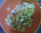 Foto langkah ke 1 dari resep 16. Kuah oyong telur.