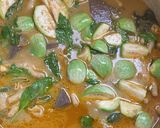 รูปขั้นตอนการทำที่ 4 ของ เขียวหวานตีนไก่ใส่ตับ
