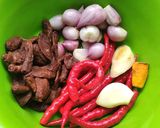 Foto langkah ke 1 dari resep Tuna tumis Aceh.