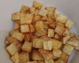 Foto langkah ke 2 dari resep Sambel Goreng Jantung Kentang.
