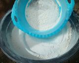 A picture of step 3 of Nigeria plain cake recipe.